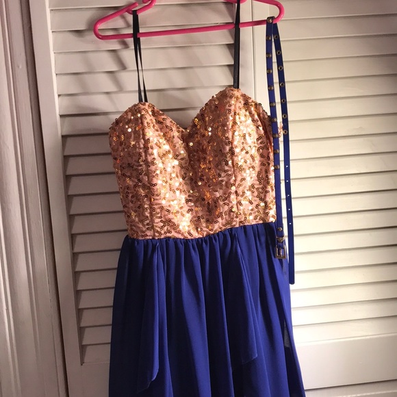 Dress - Picture 2 of 6